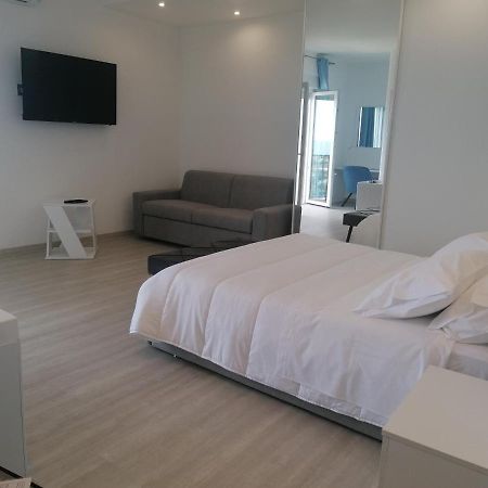 Borgonuovo Luxury Home เปสคีชี ภายนอก รูปภาพ