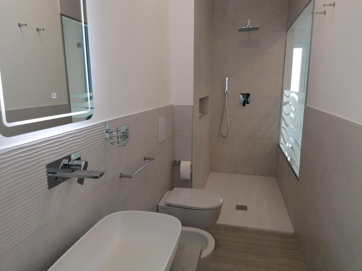 Borgonuovo Luxury Home เปสคีชี ภายนอก รูปภาพ