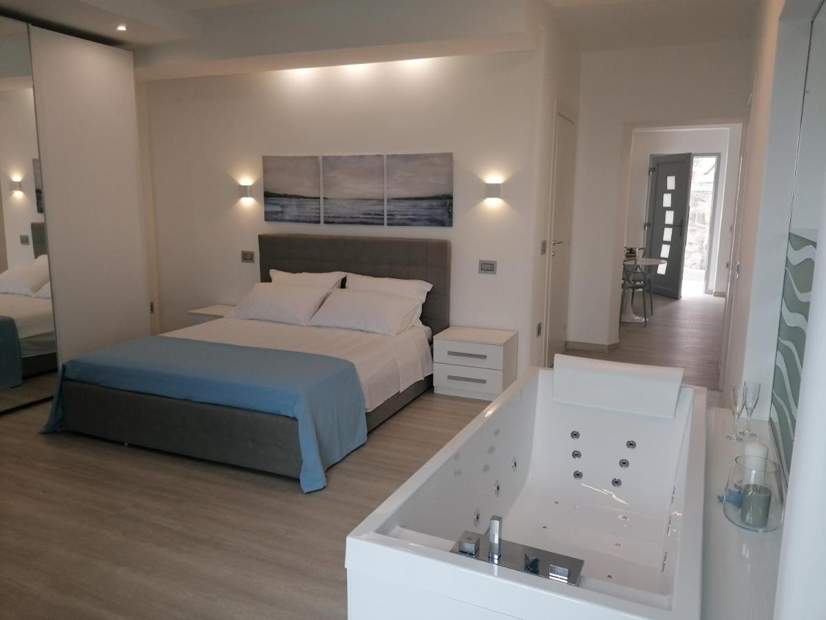 Borgonuovo Luxury Home เปสคีชี ภายนอก รูปภาพ